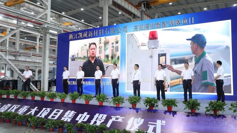 表面活性剂：化工领域的“隐形魔术师